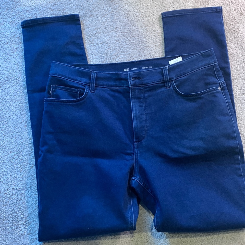 Women’s LEE Easy Fit Skinny Leg jeans, size 18 long